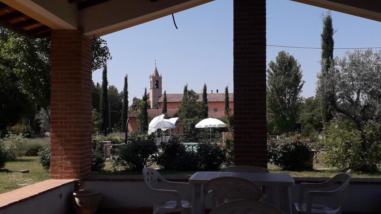 Gasthaus Sulla Strada Di San Francesco Assisi Exterior foto